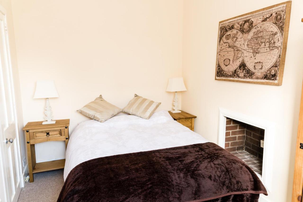 Stylish 2 Bedroom, City Centre Apartment Aberdeen Exterior foto